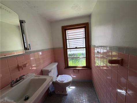 4808 Monticello Boulevard Richmond Heights OH 44143