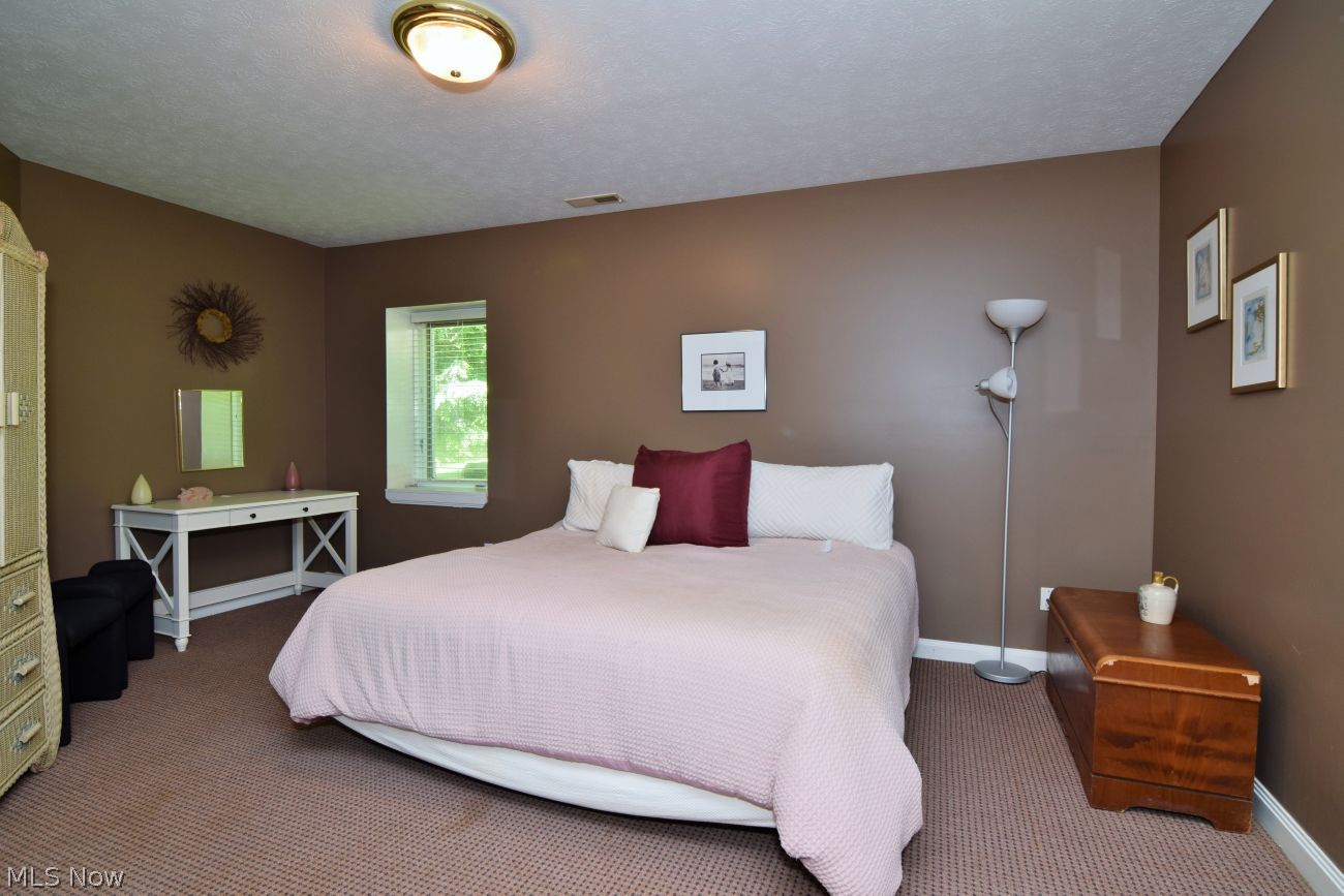 15874 Arbor Trail Newbury OH 44065