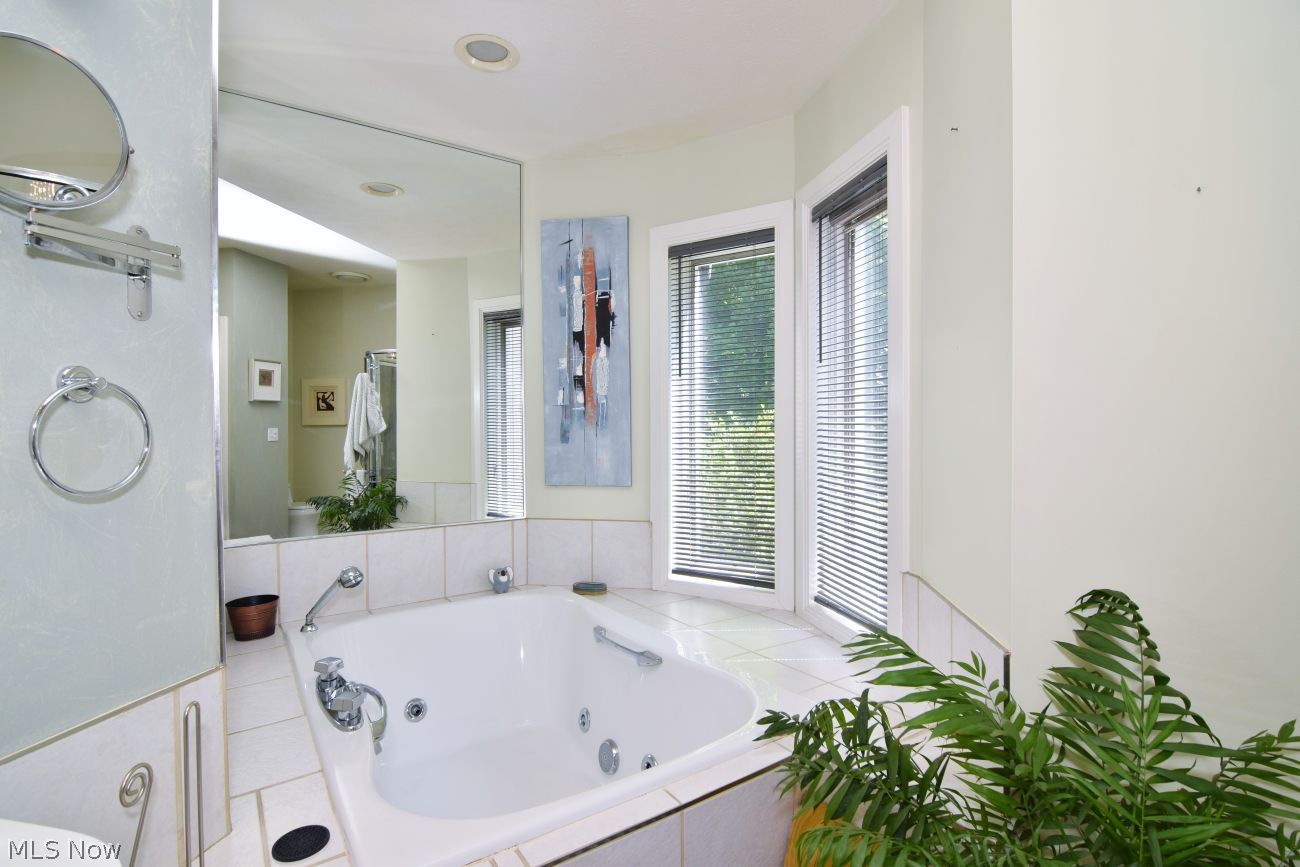 15874 Arbor Trail Newbury OH 44065