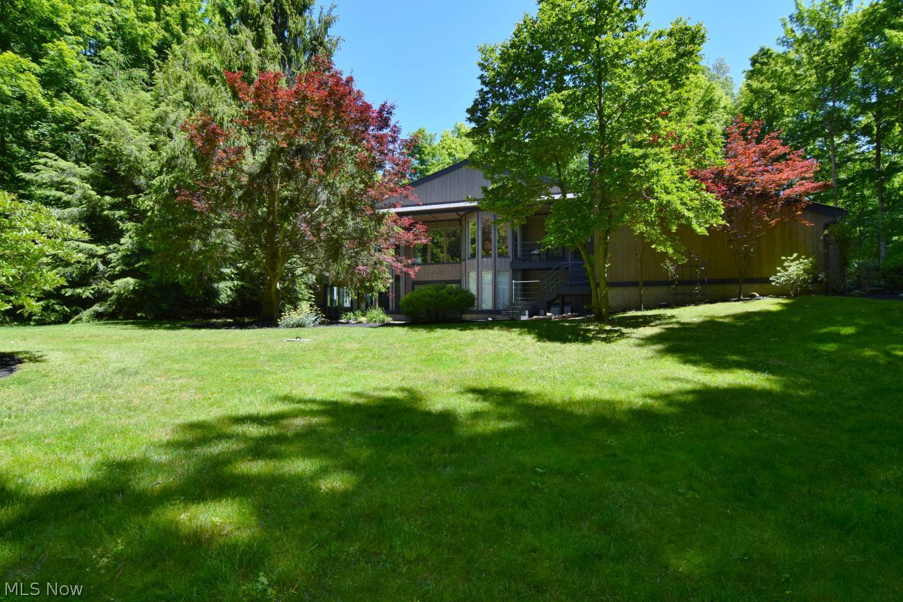 15874 Arbor Trail Newbury OH 44065