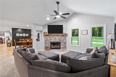 2119 Johns Road Clinton OH 44216