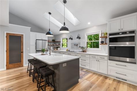 2119 Johns Road Clinton OH 44216