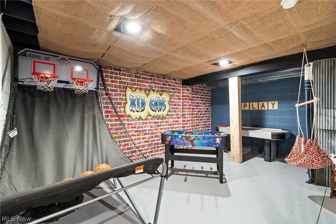 2119 Johns Road Clinton OH 44216