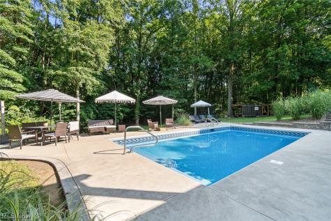 2119 Johns Road Clinton OH 44216