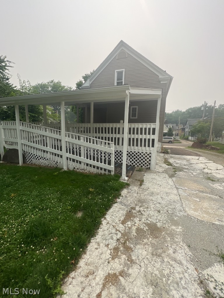 671 Kling Street Akron OH 44311