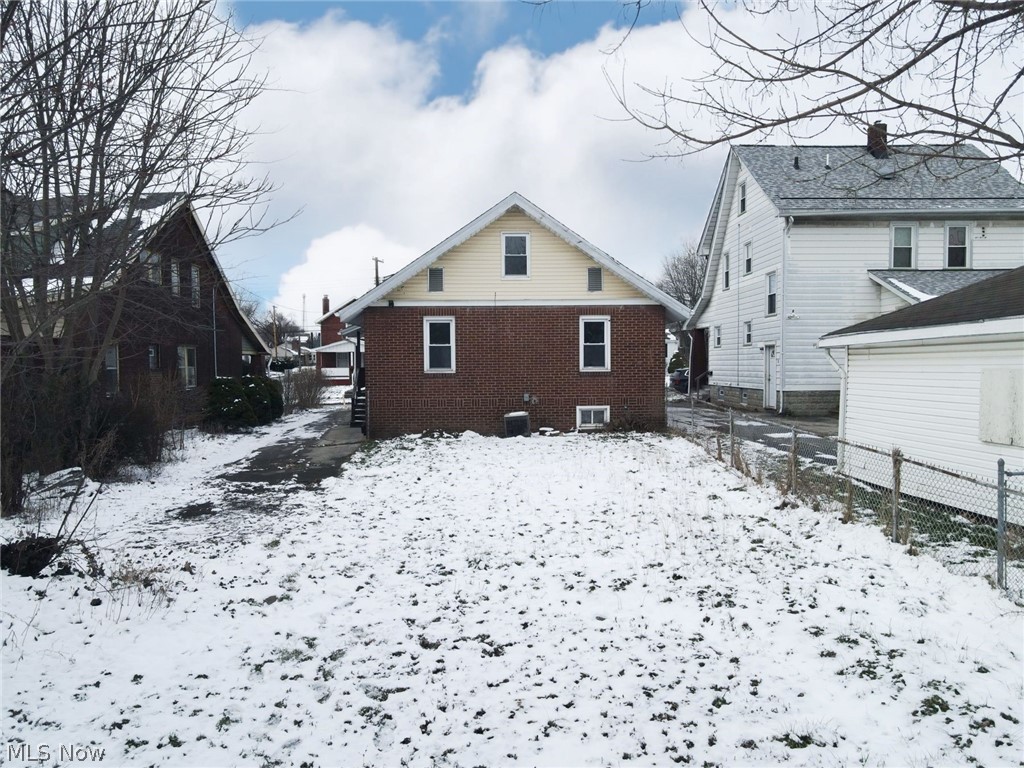 105 Manchester Avenue Youngstown OH 44509