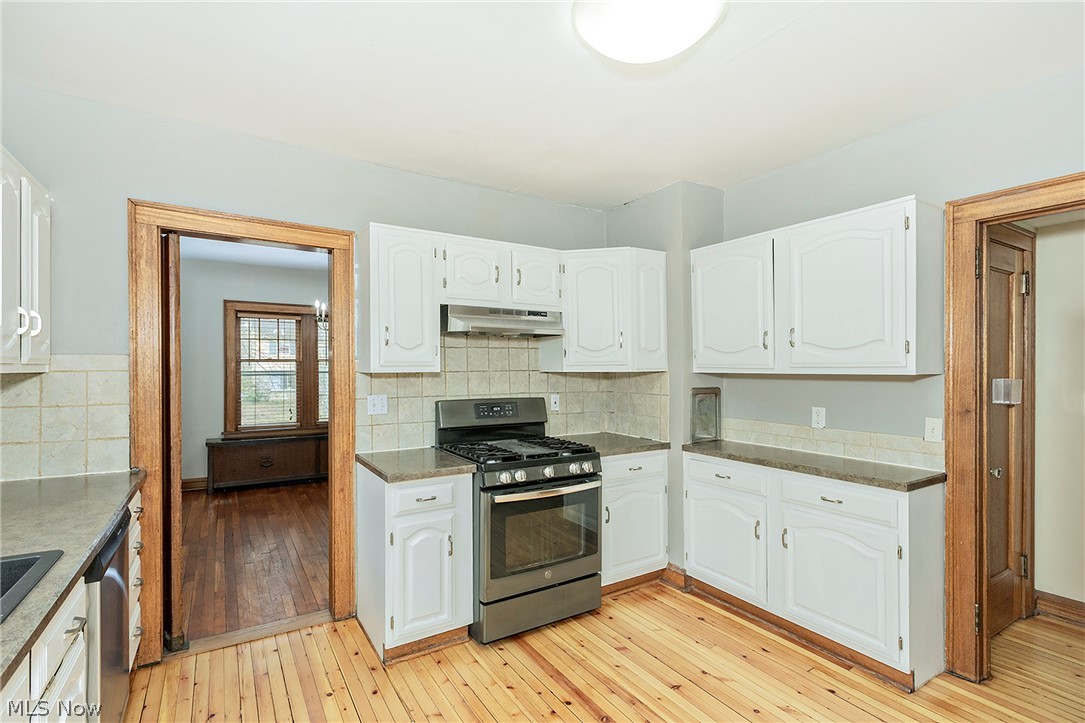 1489 Crest Road Cleveland Heights OH 44121