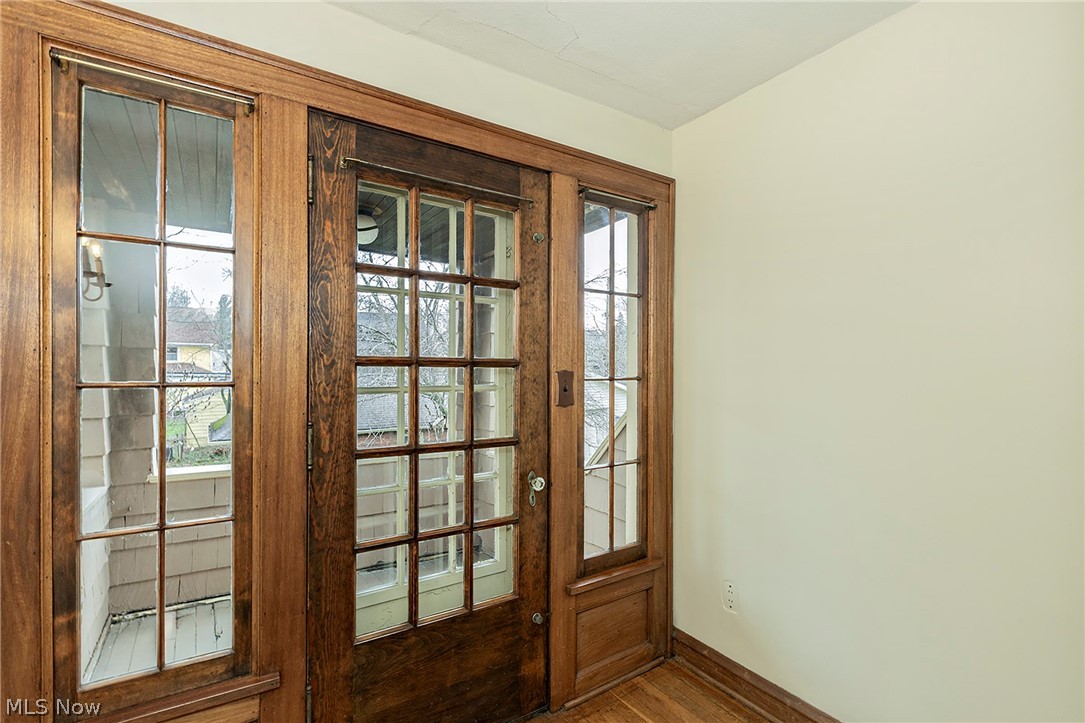 1489 Crest Road Cleveland Heights OH 44121