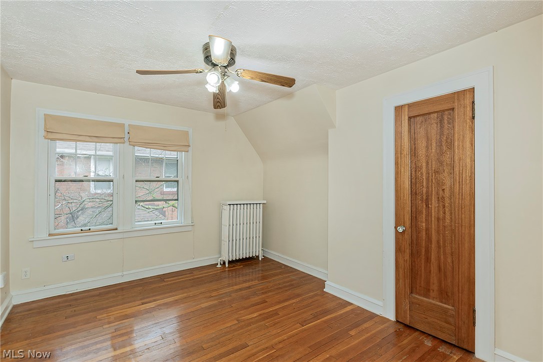 1489 Crest Road Cleveland Heights OH 44121