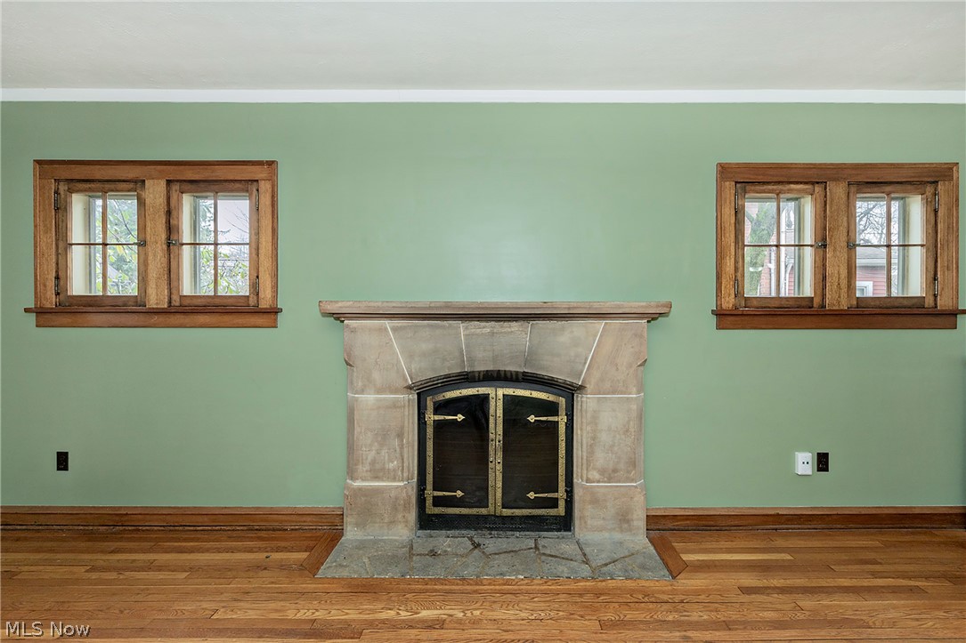 1489 Crest Road Cleveland Heights OH 44121