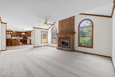 6962 Mapleridge Circle NW Canton OH 44718