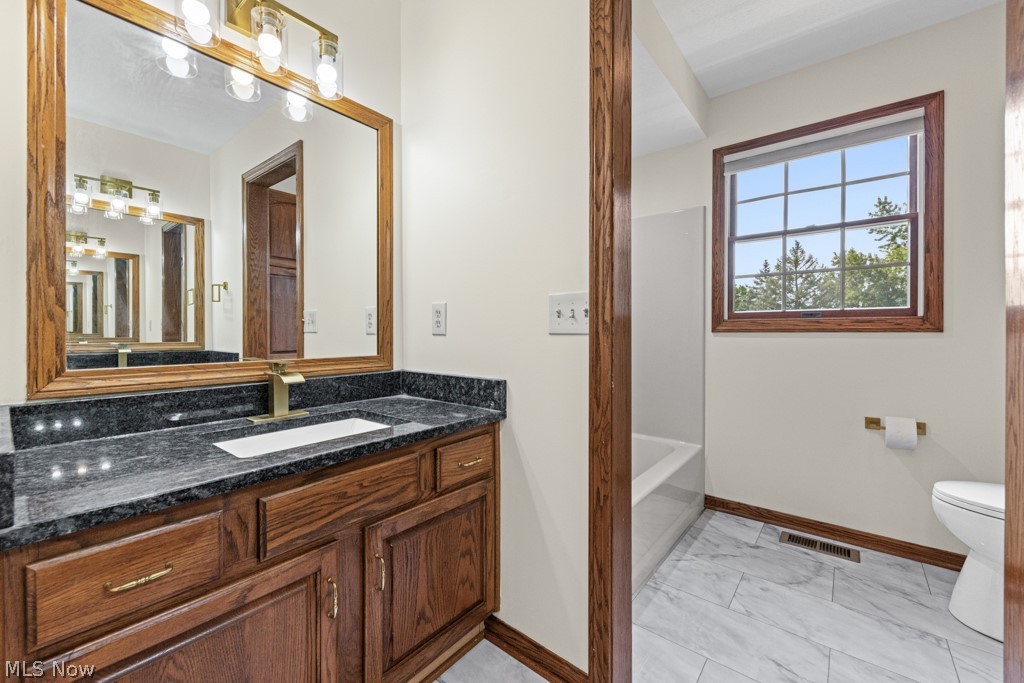 6962 Mapleridge Circle NW Canton OH 44718