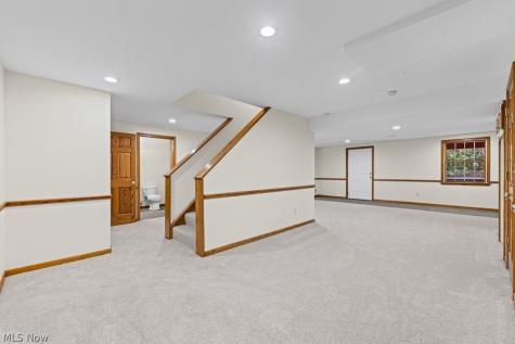 6962 Mapleridge Circle NW Canton OH 44718