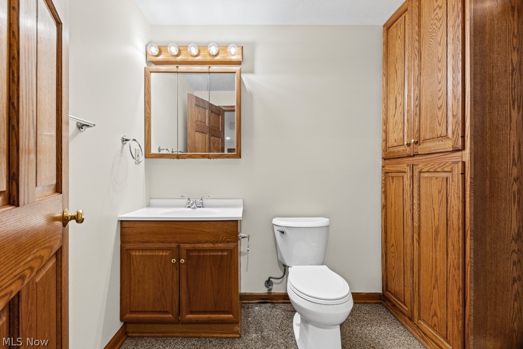 6962 Mapleridge Circle NW Canton OH 44718