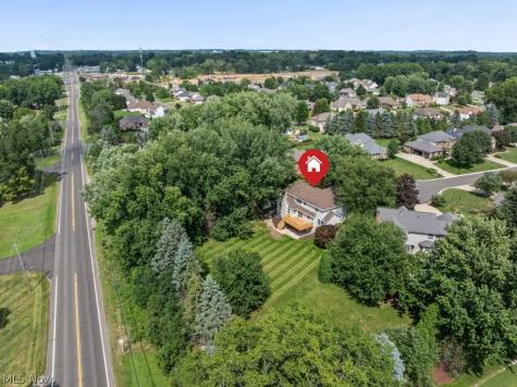 6962 Mapleridge Circle NW Canton OH 44718