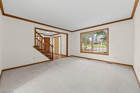 6962 Mapleridge Circle NW Canton OH 44718