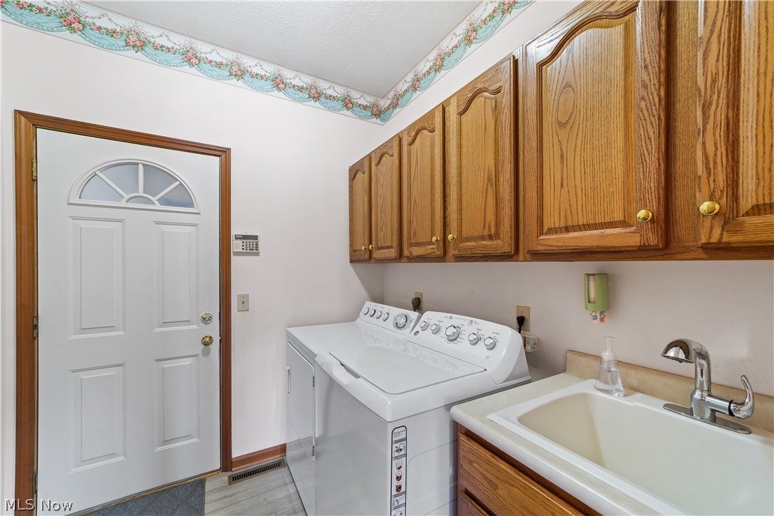 5356 Kingston Court Sheffield Village OH 44054