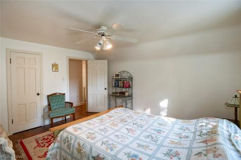 1425 Westvale Avenue Akron OH 44313