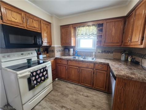 3952 Eleanor Street Mogadore OH 44260