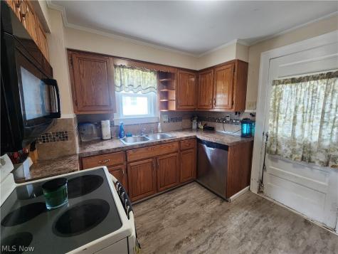 3952 Eleanor Street Mogadore OH 44260