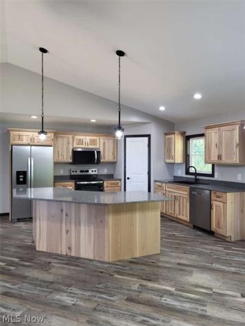 1175 Cyril Avenue SW Massillon OH 44647