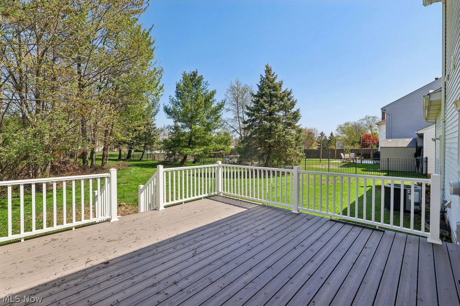19944 Trapper Trail Strongsville OH 44149