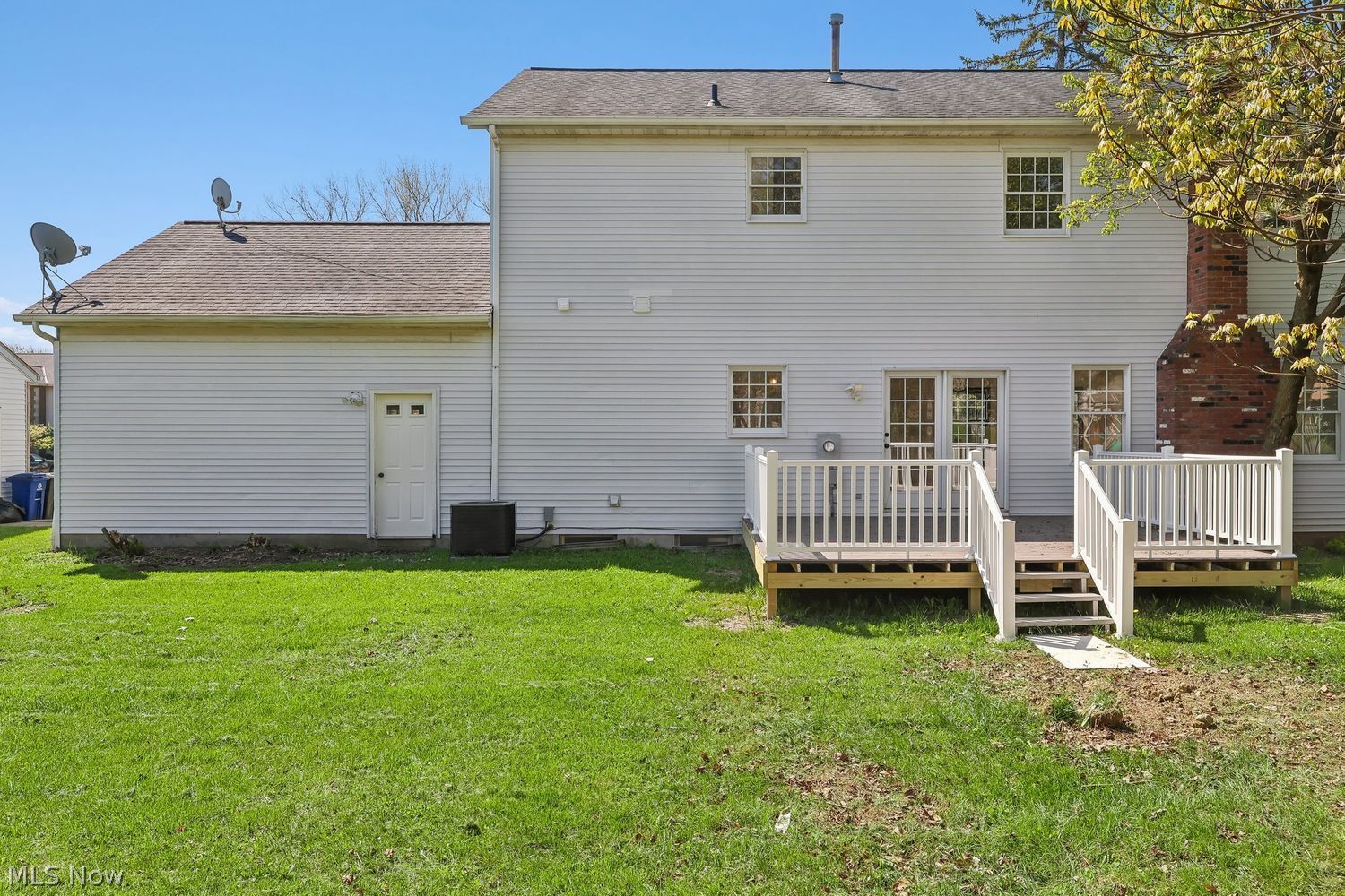 19944 Trapper Trail Strongsville OH 44149