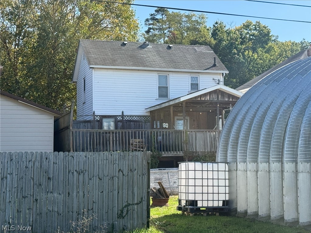 137 N 15th Street Coshocton OH 43812
