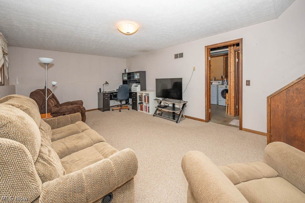 4957 E Calla Road New Middletown OH 44442