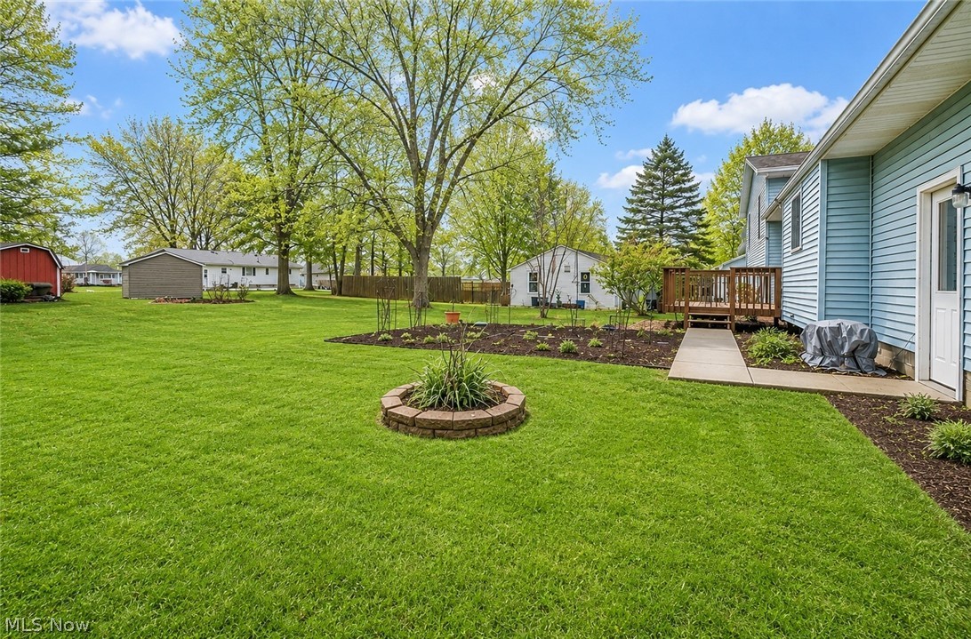 4957 E Calla Road New Middletown OH 44442