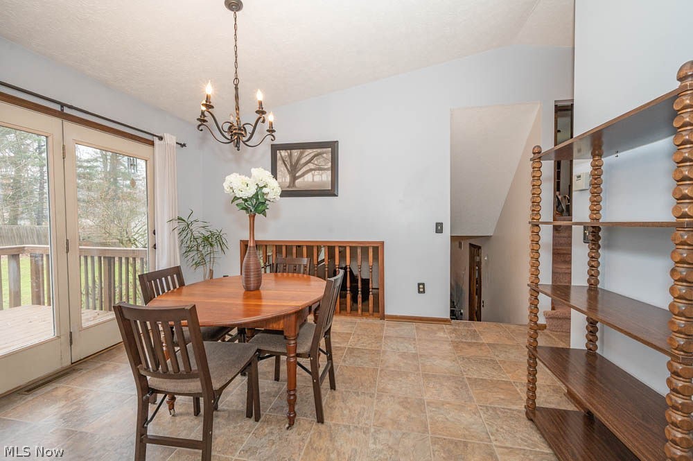 4957 E Calla Road New Middletown OH 44442
