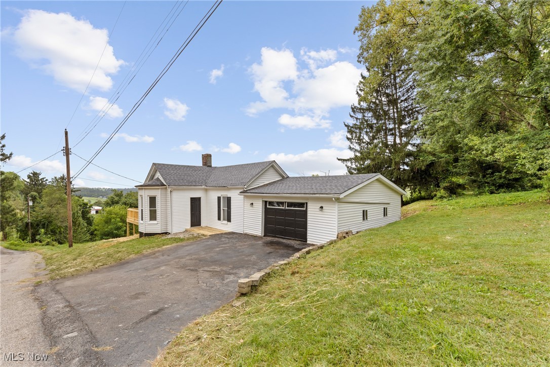 71900 Cope Street Martins Ferry OH 43916