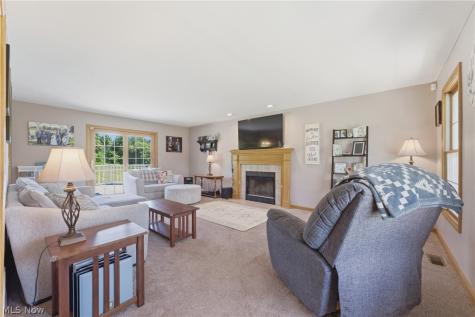 7987 Lisbon St E East Canton OH 44730