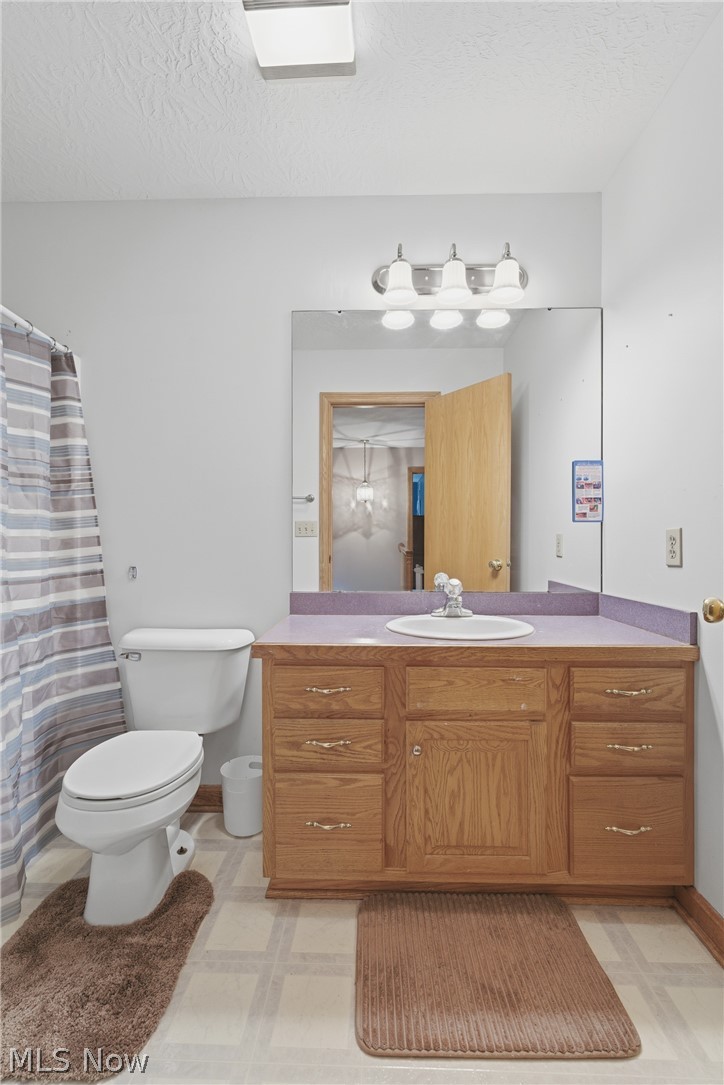 7987 Lisbon St E East Canton OH 44730