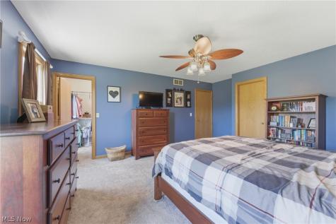 7987 Lisbon St E East Canton OH 44730