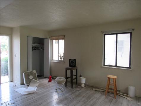 1393 E 89th Street Cleveland OH 44106