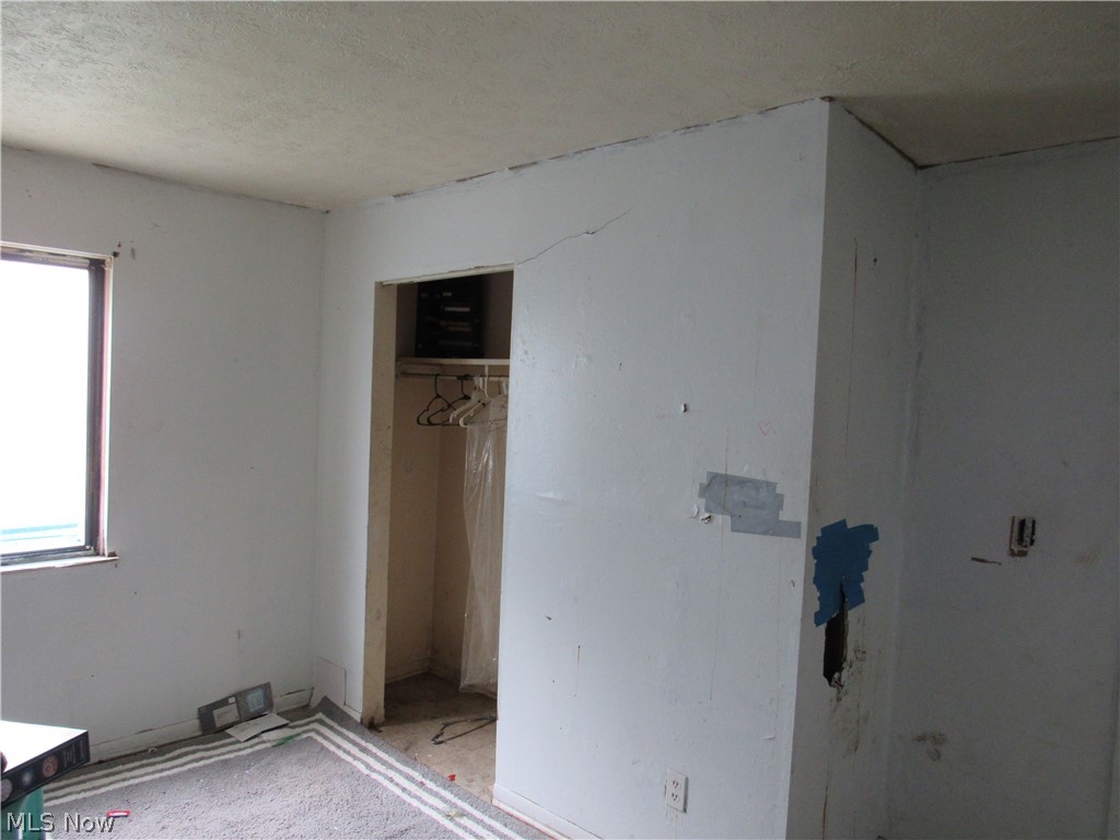 1393 E 89th Street Cleveland OH 44106