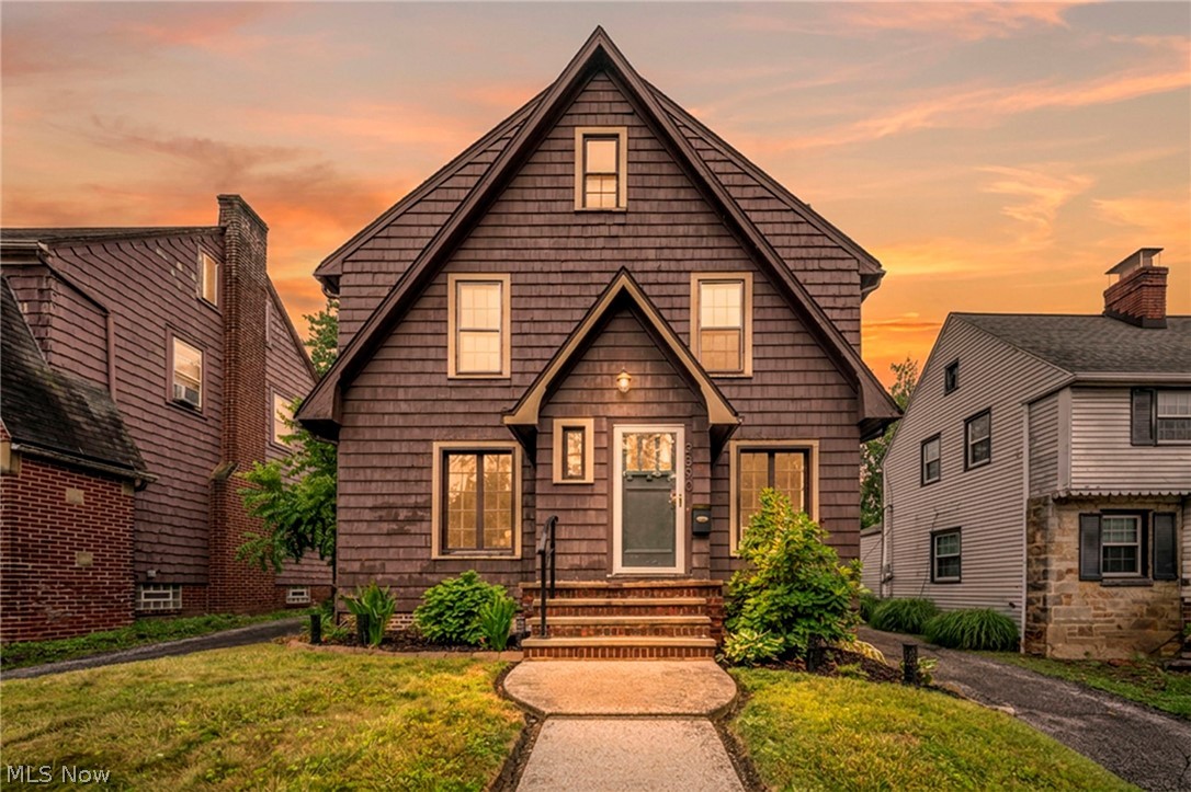 2390 Rinard Road Cleveland Heights OH 44118