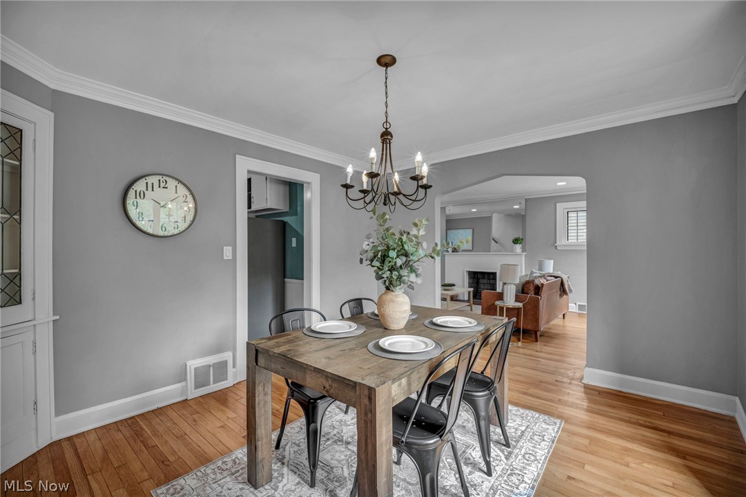 2390 Rinard Road Cleveland Heights OH 44118