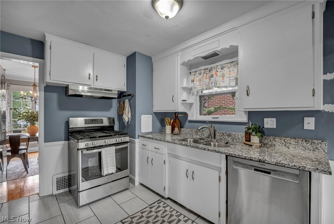 2390 Rinard Road Cleveland Heights OH 44118