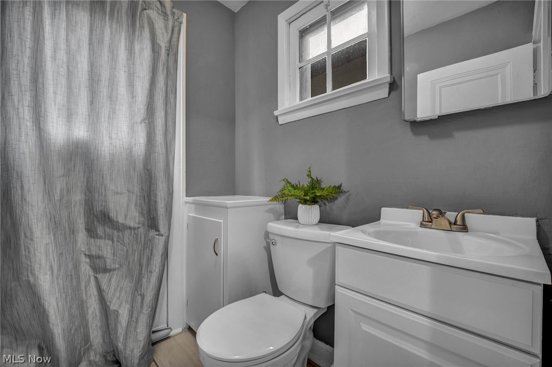 2390 Rinard Road Cleveland Heights OH 44118