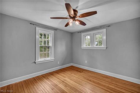 2390 Rinard Road Cleveland Heights OH 44118