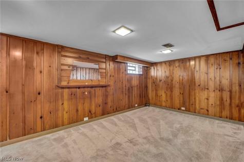 2390 Rinard Road Cleveland Heights OH 44118