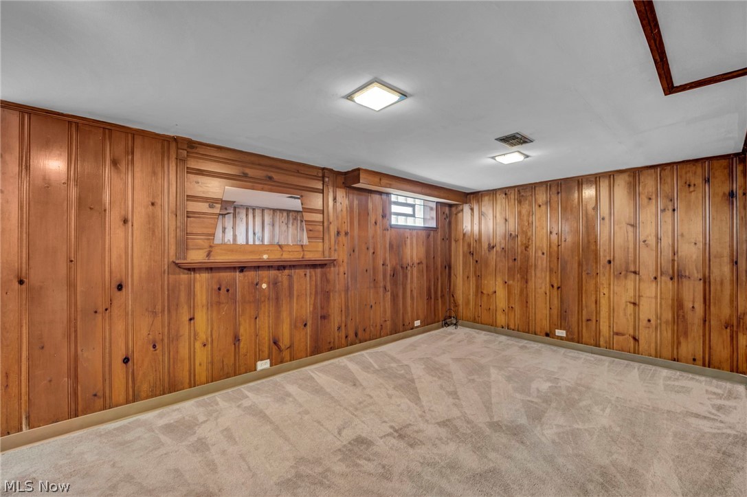 2390 Rinard Road Cleveland Heights OH 44118