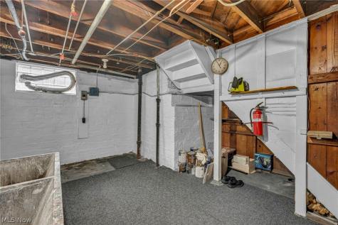 2390 Rinard Road Cleveland Heights OH 44118