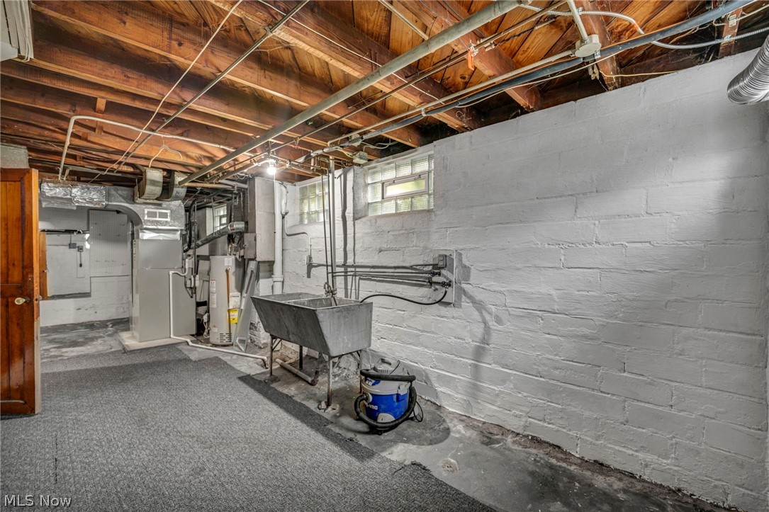 2390 Rinard Road Cleveland Heights OH 44118
