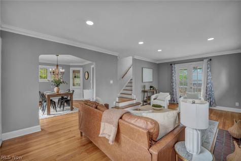 2390 Rinard Road Cleveland Heights OH 44118