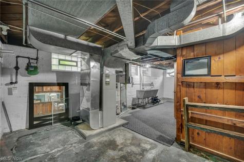 2390 Rinard Road Cleveland Heights OH 44118