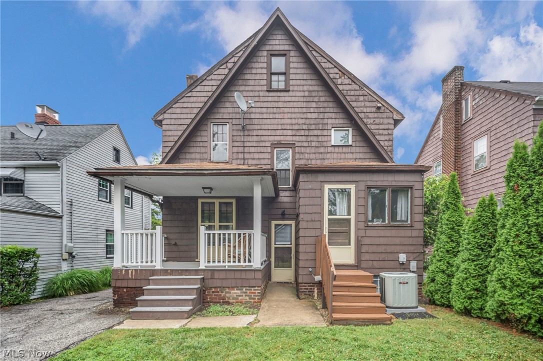 2390 Rinard Road Cleveland Heights OH 44118