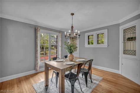 2390 Rinard Road Cleveland Heights OH 44118